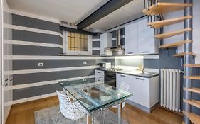 De'Carbonesi, Bologna By Short Holidays